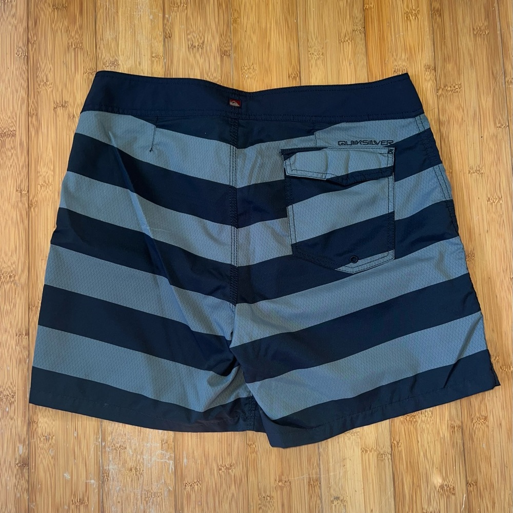 Quicksilver Trunks - Picture 3 of 3